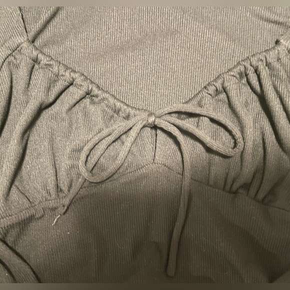 Aeropostale Black Cropped Long Sleeve Top with Tie Detail - Picture 2 of 3